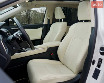 Білий Лексус РХ, об'ємом двигуна 3.46 л та пробігом 12 тис. км за 69900 $, фото 15 на Automoto.ua