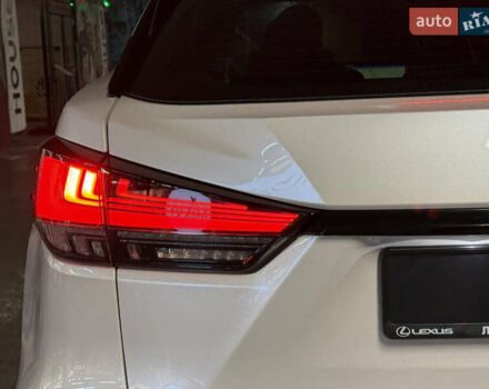 Белый Лексус РХ, объемом двигателя 3.46 л и пробегом 28 тыс. км за 53900 $, фото 21 на Automoto.ua