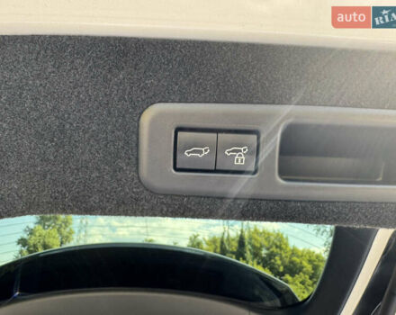 Белый Лексус РХ, объемом двигателя 3.46 л и пробегом 30 тыс. км за 58000 $, фото 28 на Automoto.ua