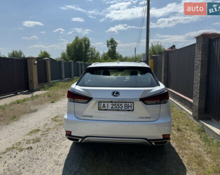 Белый Лексус РХ, объемом двигателя 2 л и пробегом 22 тыс. км за 56000 $, фото 1 на Automoto.ua