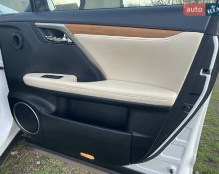 Белый Лексус РХ, объемом двигателя 3.5 л и пробегом 28 тыс. км за 56000 $, фото 32 на Automoto.ua