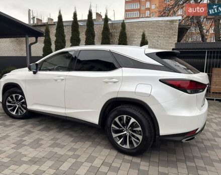 Белый Лексус РХ, объемом двигателя 2 л и пробегом 5 тыс. км за 52500 $, фото 7 на Automoto.ua