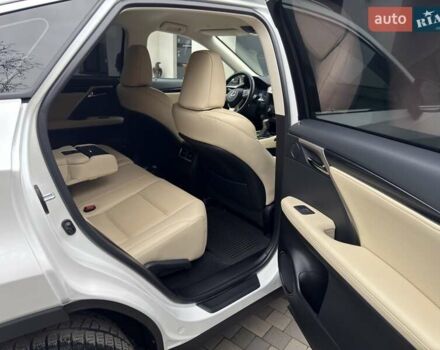 Белый Лексус РХ, объемом двигателя 2 л и пробегом 5 тыс. км за 52500 $, фото 22 на Automoto.ua