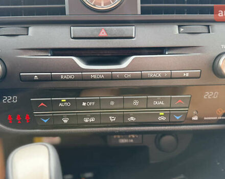 Білий Лексус РХ, об'ємом двигуна 3.46 л та пробігом 42 тис. км за 56000 $, фото 43 на Automoto.ua