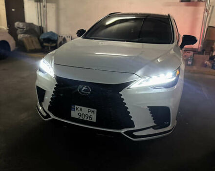 Белый Лексус РХ, объемом двигателя 2.4 л и пробегом 53 тыс. км за 63500 $, фото 2 на Automoto.ua