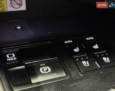 Белый Лексус РХ, объемом двигателя 3.46 л и пробегом 28 тыс. км за 53900 $, фото 39 на Automoto.ua