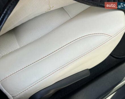 Білий Лексус РХ, об'ємом двигуна 3.46 л та пробігом 43 тис. км за 62500 $, фото 32 на Automoto.ua