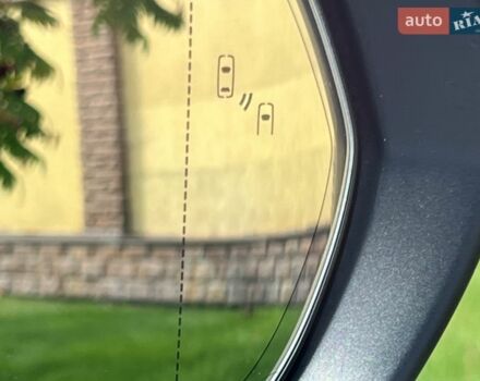 Белый Лексус РХ, объемом двигателя 2 л и пробегом 31 тыс. км за 53900 $, фото 30 на Automoto.ua