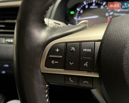 Белый Лексус РХ, объемом двигателя 3.46 л и пробегом 28 тыс. км за 53900 $, фото 35 на Automoto.ua