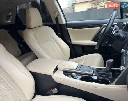 Белый Лексус РХ, объемом двигателя 2 л и пробегом 5 тыс. км за 52500 $, фото 25 на Automoto.ua