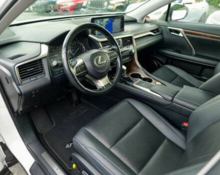 Лексус РХ 2022 в Львове на Automoto.ua Белый Лексус РХ, объемом двигателя 3.5 л и пробегом 18 тыс. км за 51400 $, фото 7 на Automoto.ua