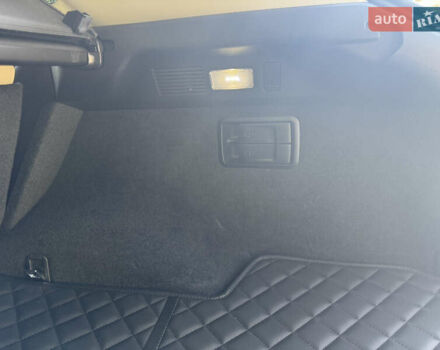 Белый Лексус РХ, объемом двигателя 3.46 л и пробегом 30 тыс. км за 58000 $, фото 24 на Automoto.ua