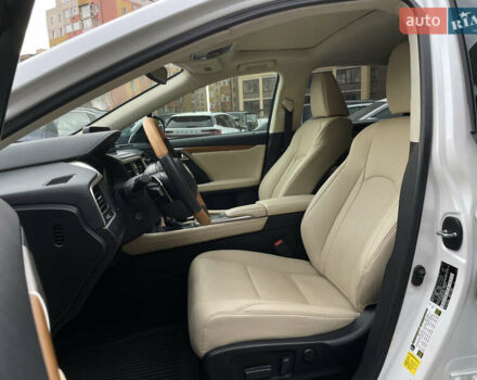 Белый Лексус РХ, объемом двигателя 3.46 л и пробегом 35 тыс. км за 41500 $, фото 12 на Automoto.ua