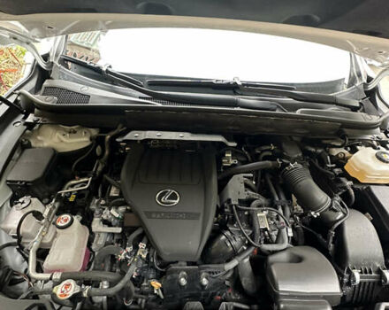 Білий Лексус РХ, об'ємом двигуна 2.4 л та пробігом 53 тис. км за 63500 $, фото 16 на Automoto.ua