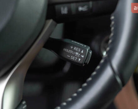 Білий Лексус РХ, об'ємом двигуна 2 л та пробігом 33 тис. км за 48299 $, фото 24 на Automoto.ua