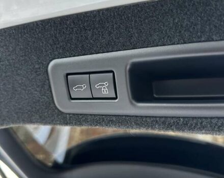 Белый Лексус РХ, объемом двигателя 2 л и пробегом 43 тыс. км за 53999 $, фото 32 на Automoto.ua