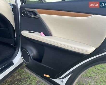 Белый Лексус РХ, объемом двигателя 3.5 л и пробегом 28 тыс. км за 56000 $, фото 30 на Automoto.ua