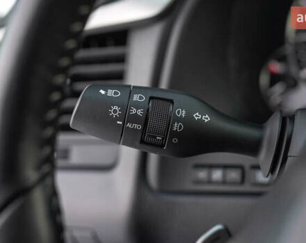 Білий Лексус РХ, об'ємом двигуна 2 л та пробігом 33 тис. км за 48299 $, фото 22 на Automoto.ua