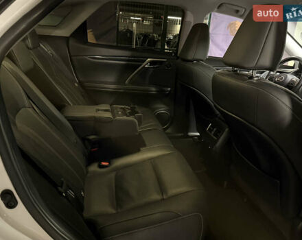 Белый Лексус РХ, объемом двигателя 3.46 л и пробегом 28 тыс. км за 53900 $, фото 5 на Automoto.ua