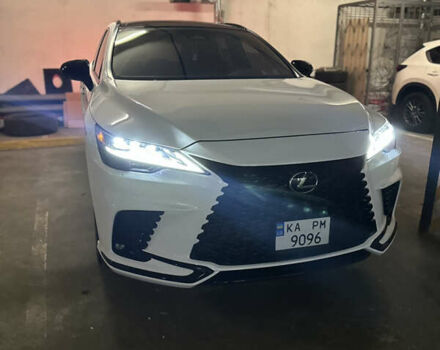 Белый Лексус РХ, объемом двигателя 2.4 л и пробегом 53 тыс. км за 63500 $, фото 1 на Automoto.ua