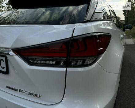 Белый Лексус РХ, объемом двигателя 2 л и пробегом 6 тыс. км за 57500 $, фото 54 на Automoto.ua