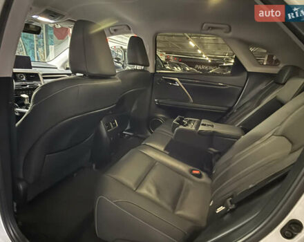 Белый Лексус РХ, объемом двигателя 3.46 л и пробегом 28 тыс. км за 53900 $, фото 9 на Automoto.ua