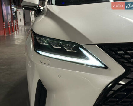 Белый Лексус РХ, объемом двигателя 3.46 л и пробегом 28 тыс. км за 53900 $, фото 23 на Automoto.ua