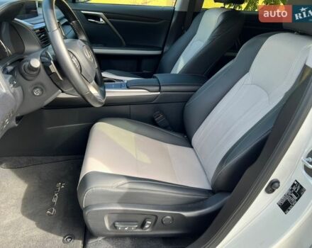 Белый Лексус РХ, объемом двигателя 2 л и пробегом 31 тыс. км за 53900 $, фото 11 на Automoto.ua