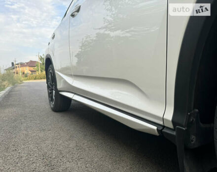 Белый Лексус РХ, объемом двигателя 2 л и пробегом 6 тыс. км за 57500 $, фото 22 на Automoto.ua