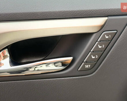 Білий Лексус РХ, об'ємом двигуна 3.46 л та пробігом 42 тис. км за 56000 $, фото 19 на Automoto.ua