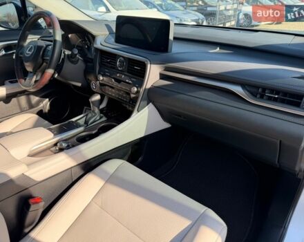Белый Лексус РХ, объемом двигателя 3.5 л и пробегом 41 тыс. км за 46500 $, фото 36 на Automoto.ua