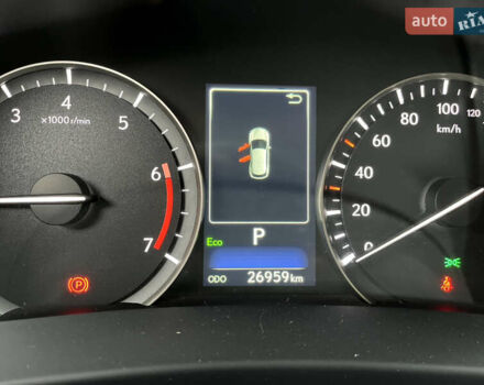 Белый Лексус РХ, объемом двигателя 2 л и пробегом 27 тыс. км за 55000 $, фото 10 на Automoto.ua