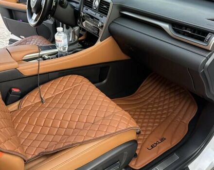 Белый Лексус РХ, объемом двигателя 2 л и пробегом 43 тыс. км за 53999 $, фото 35 на Automoto.ua