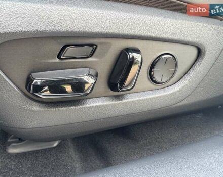 Белый Лексус РХ, объемом двигателя 2.5 л и пробегом 39 тыс. км за 79000 $, фото 41 на Automoto.ua