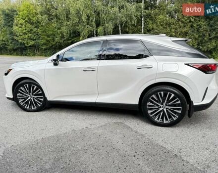 Лексус РХ 2023 в Трускавце на Automoto.ua Белый Лексус РХ, объемом двигателя 2.4 л и пробегом 66 тыс. км за 64800 $, фото 19 на Automoto.ua