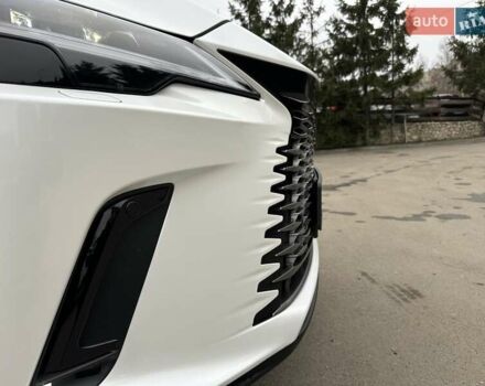 Білий Лексус РХ, об'ємом двигуна 2.5 л та пробігом 29 тис. км за 74500 $, фото 22 на Automoto.ua