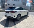 Білий Лексус РХ, об'ємом двигуна 2.39 л та пробігом 63 тис. км за 68500 $, фото 5 на Automoto.ua