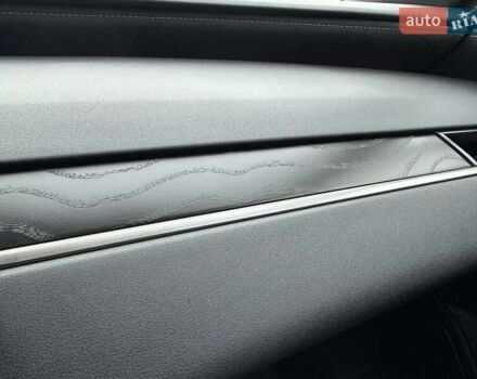 Білий Лексус РХ, об'ємом двигуна 2.5 л та пробігом 29 тис. км за 74500 $, фото 69 на Automoto.ua