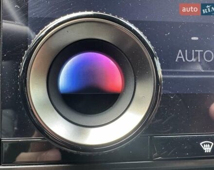 Белый Лексус РХ, объемом двигателя 2.5 л и пробегом 39 тыс. км за 79000 $, фото 46 на Automoto.ua