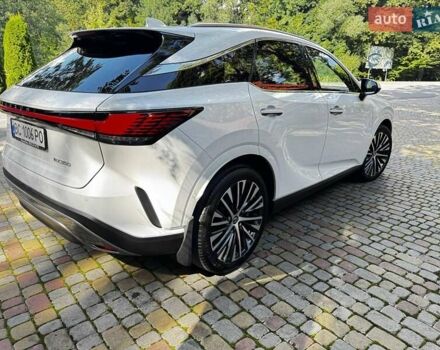 Белый Лексус РХ, объемом двигателя 2.39 л и пробегом 67 тыс. км за 67500 $, фото 9 на Automoto.ua