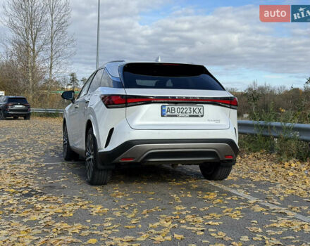 Білий Лексус РХ, об'ємом двигуна 2.4 л та пробігом 52 тис. км за 57000 $, фото 11 на Automoto.ua