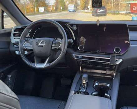 Білий Лексус РХ, об'ємом двигуна 2.4 л та пробігом 52 тис. км за 57000 $, фото 24 на Automoto.ua