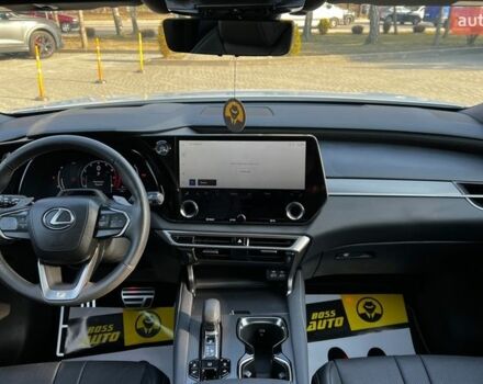 Білий Лексус РХ, об'ємом двигуна 2.39 л та пробігом 11 тис. км за 50500 $, фото 11 на Automoto.ua