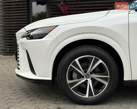 Лексус РХ 2023 у Києві на Automoto.ua Білий Лексус РХ, об'ємом двигуна 2.4 л та пробігом 2 тис. км за 57900 $, фото 4 на Automoto.ua
