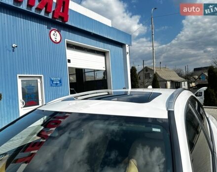 Белый Лексус РХ, объемом двигателя 2.5 л и пробегом 30 тыс. км за 62500 $, фото 5 на Automoto.ua