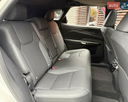 Лексус РХ 2023 у Києві на Automoto.ua Білий Лексус РХ, об'ємом двигуна 2.4 л та пробігом 2 тис. км за 57900 $, фото 11 на Automoto.ua