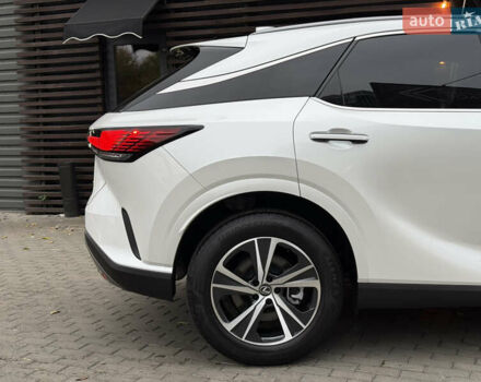 Лексус РХ 2023 у Києві на Automoto.ua Білий Лексус РХ, об'ємом двигуна 2.4 л та пробігом 2 тис. км за 57900 $, фото 8 на Automoto.ua