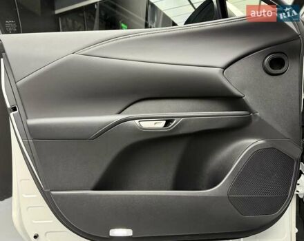 Білий Лексус РХ, об'ємом двигуна 2.4 л та пробігом 3 тис. км за 56900 $, фото 24 на Automoto.ua