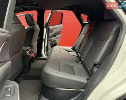 Білий Лексус РХ, об'ємом двигуна 2.4 л та пробігом 3 тис. км за 56900 $, фото 41 на Automoto.ua