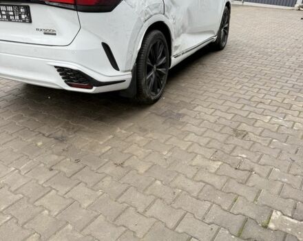 Белый Лексус РХ, объемом двигателя 2.4 л и пробегом 8 тыс. км за 45000 $, фото 8 на Automoto.ua